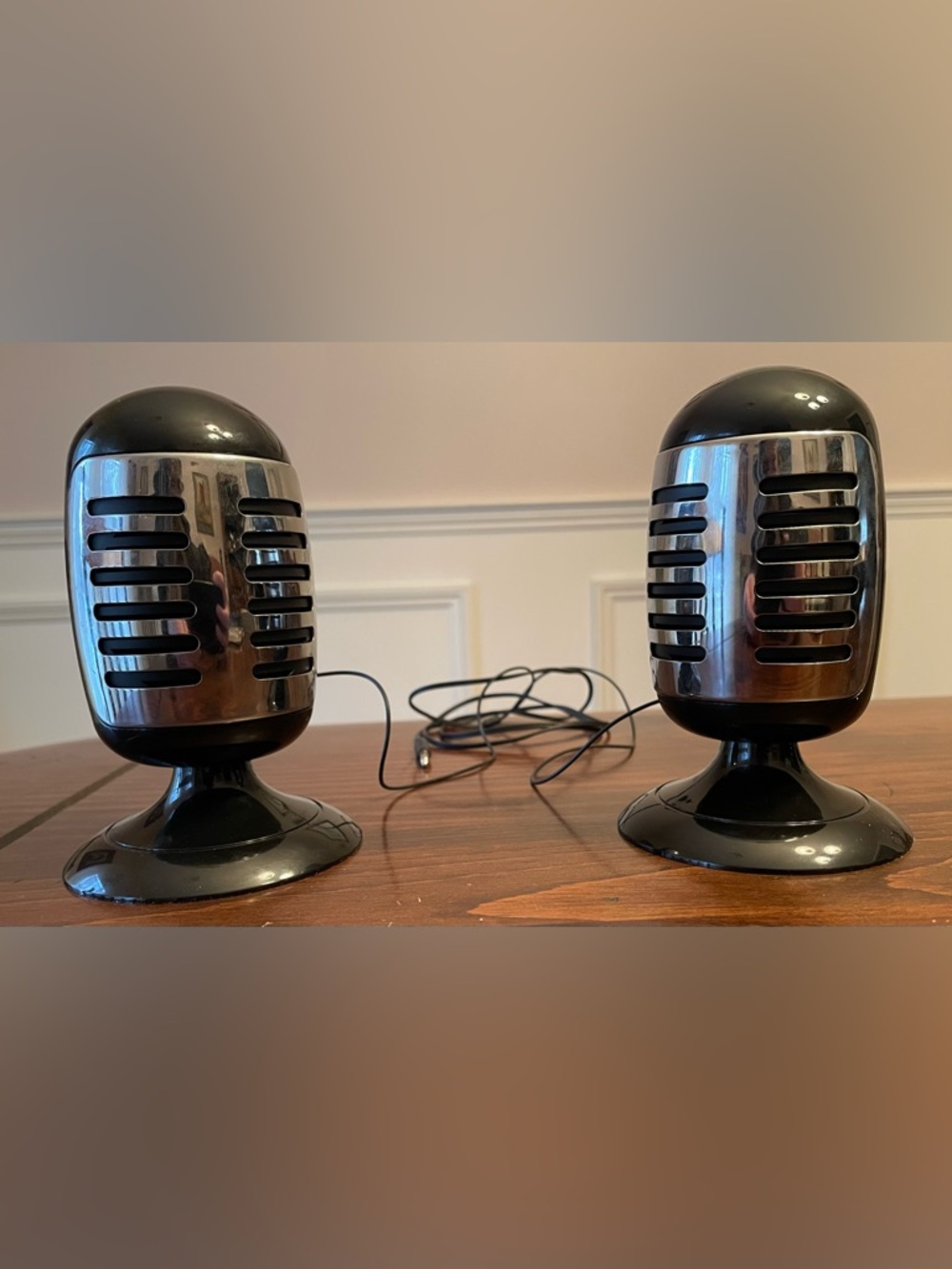 Retro Microphone Computer Speakers (Altec Lansing XA3021)